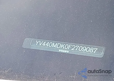 2015 Volvo Xc60 T5 Premier z USA, uszkodzony, nr VIN YV440MDK0F2709087